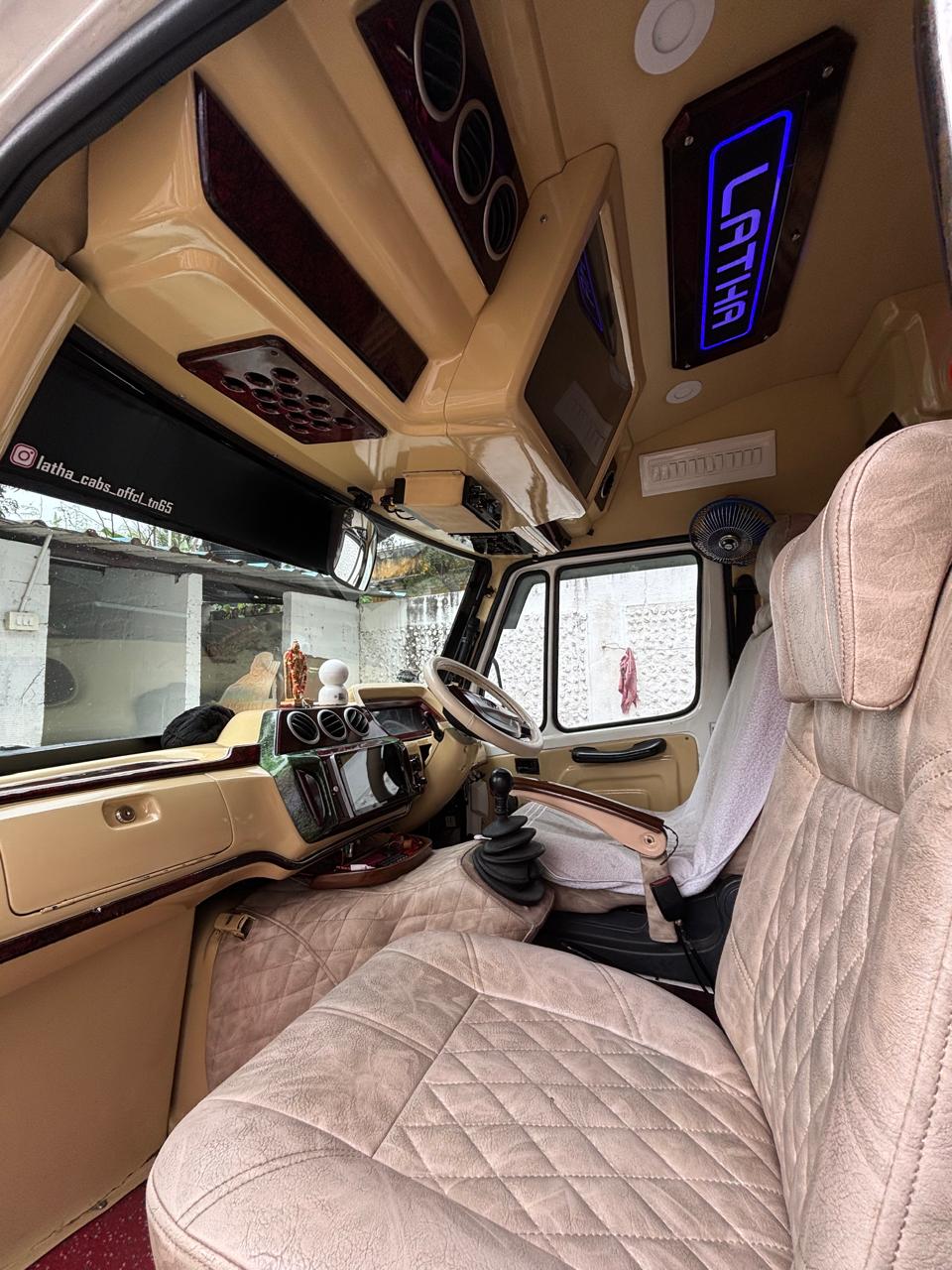 Tempo Traveller — Interior4